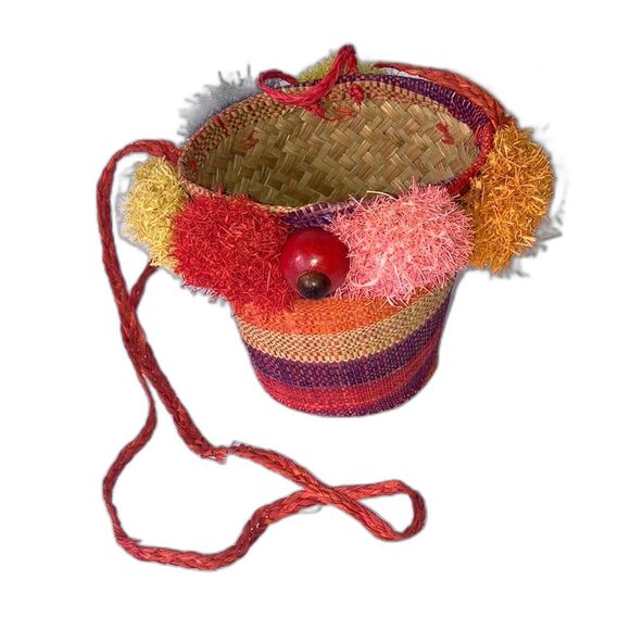 POM POM Mini Crossbody Straw Bucket Back Colorful Fun 5.75 x  5 inches - Picture 1 of 10